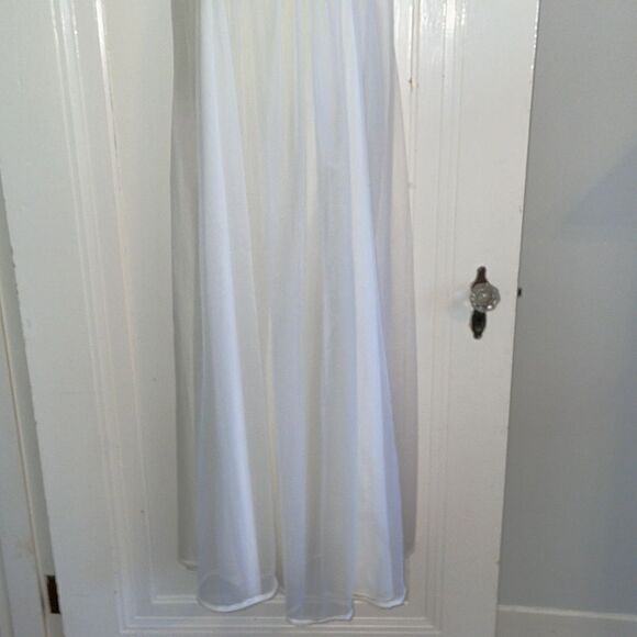 Vtg Cheoette (Eye-Ful Lingerie) white long nylon short sleeve robe/nightgown set - Picture 10 of 15